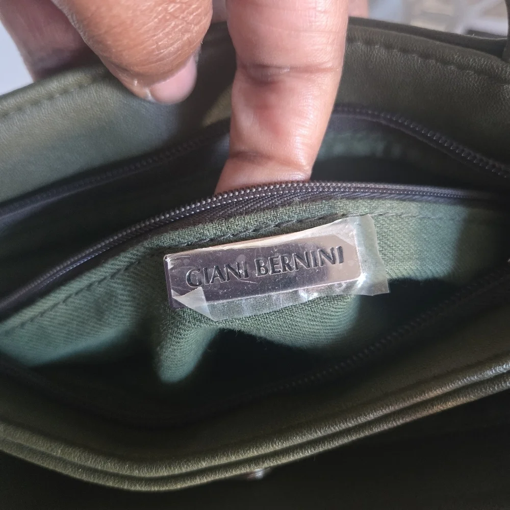 Giani Bernini Forest Green Soft Leather Shoulder Bag